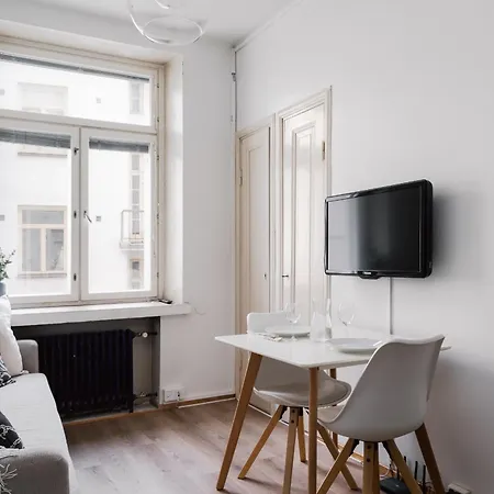 Cozy Renovated In Kallio Near Metro Station * 赫尔辛基